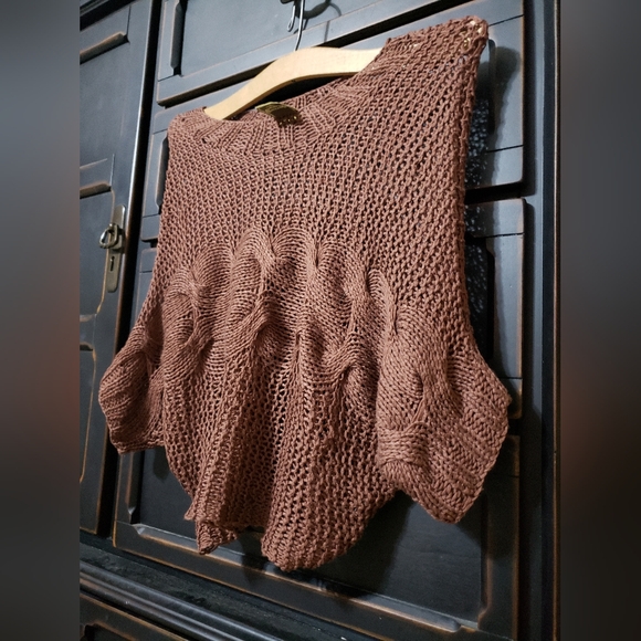 Cropped Open-Knit Crew Neck Sweater in Mauve - Picture 2 of 6